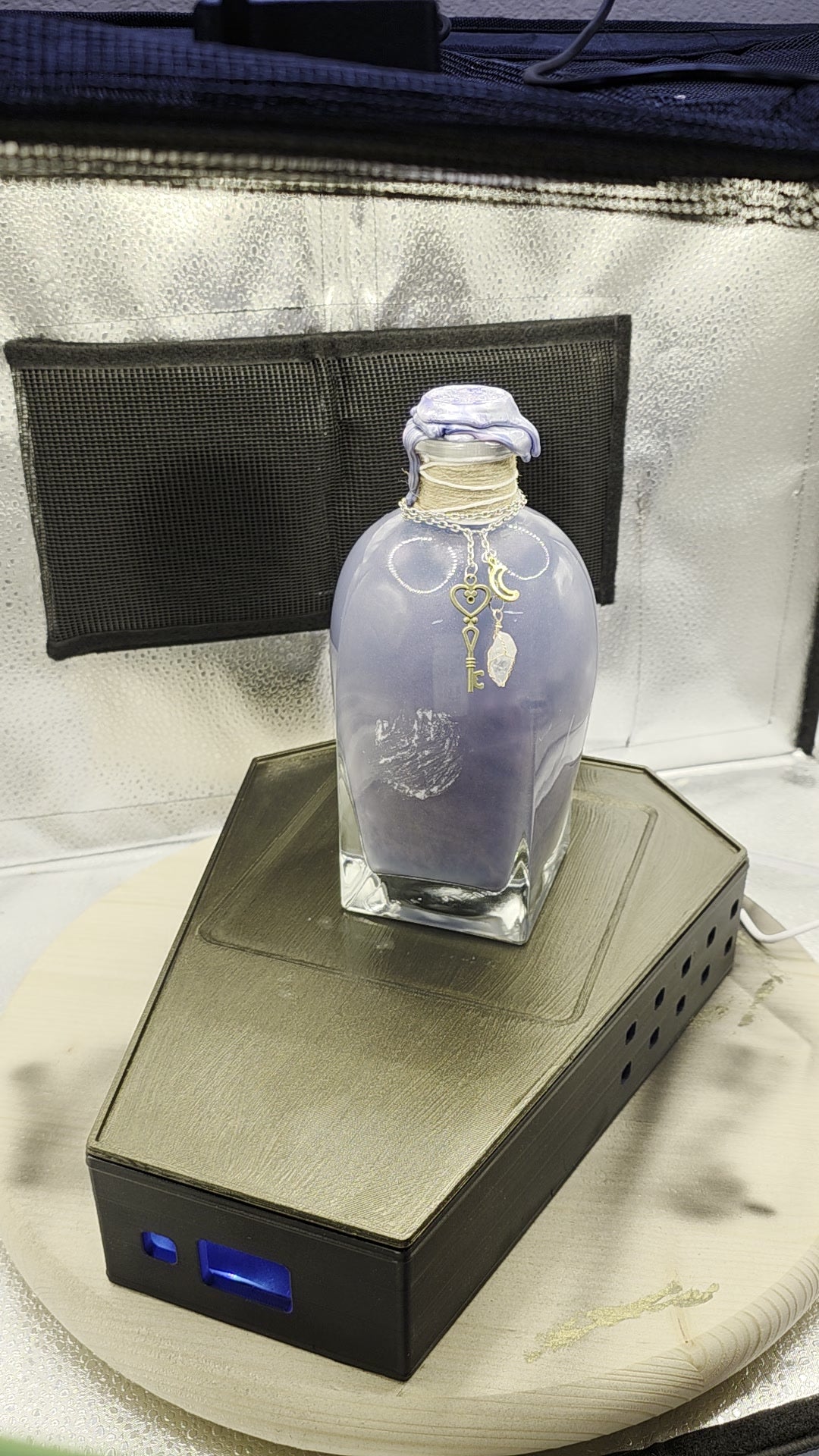 Living Potion Coffin – Glowing RGB Potion Display with Magnetic Stir Plate