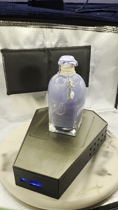 Living Potion Coffin – Glowing RGB Potion Display with Magnetic Stir Plate
