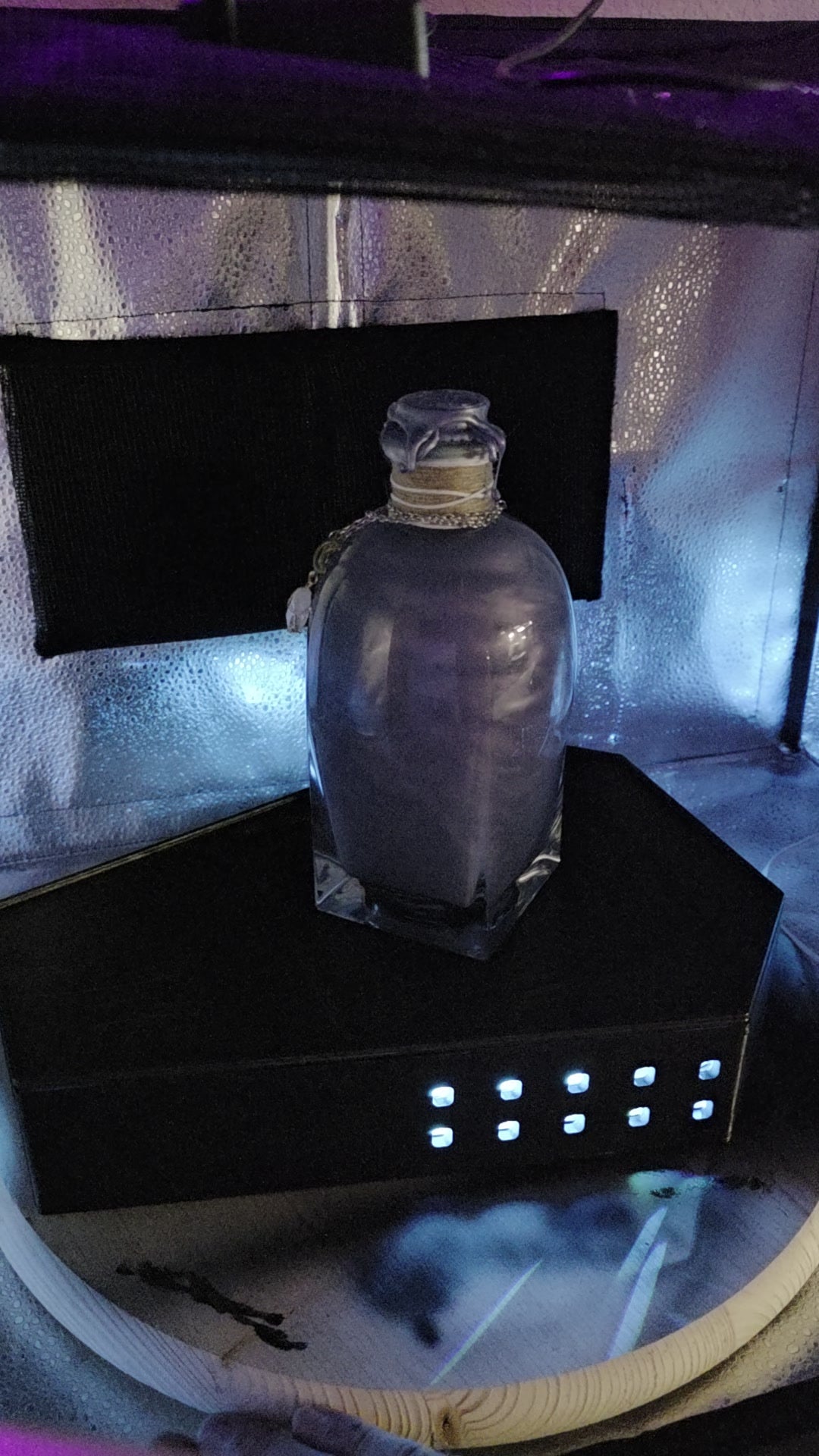 Living Potion Coffin – Glowing RGB Potion Display with Magnetic Stir Plate